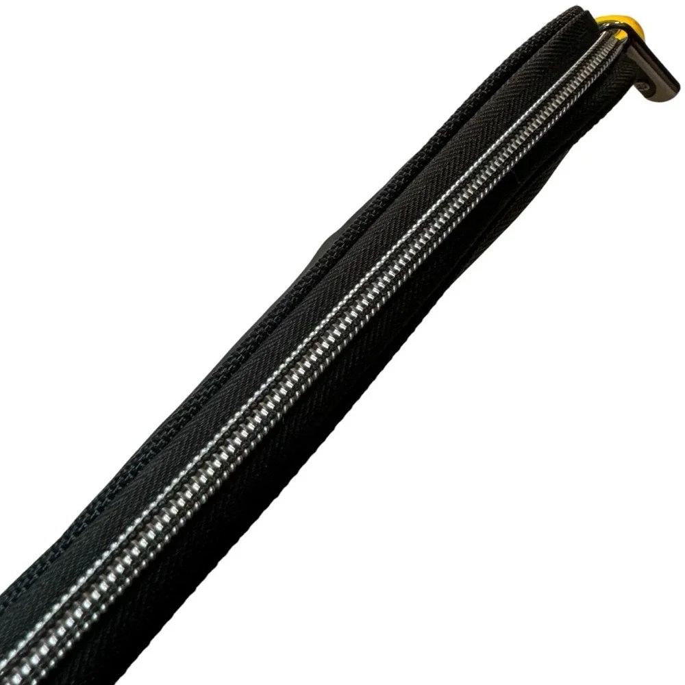 4/$40 HP Black Padded Laptop Protector‎ Bag